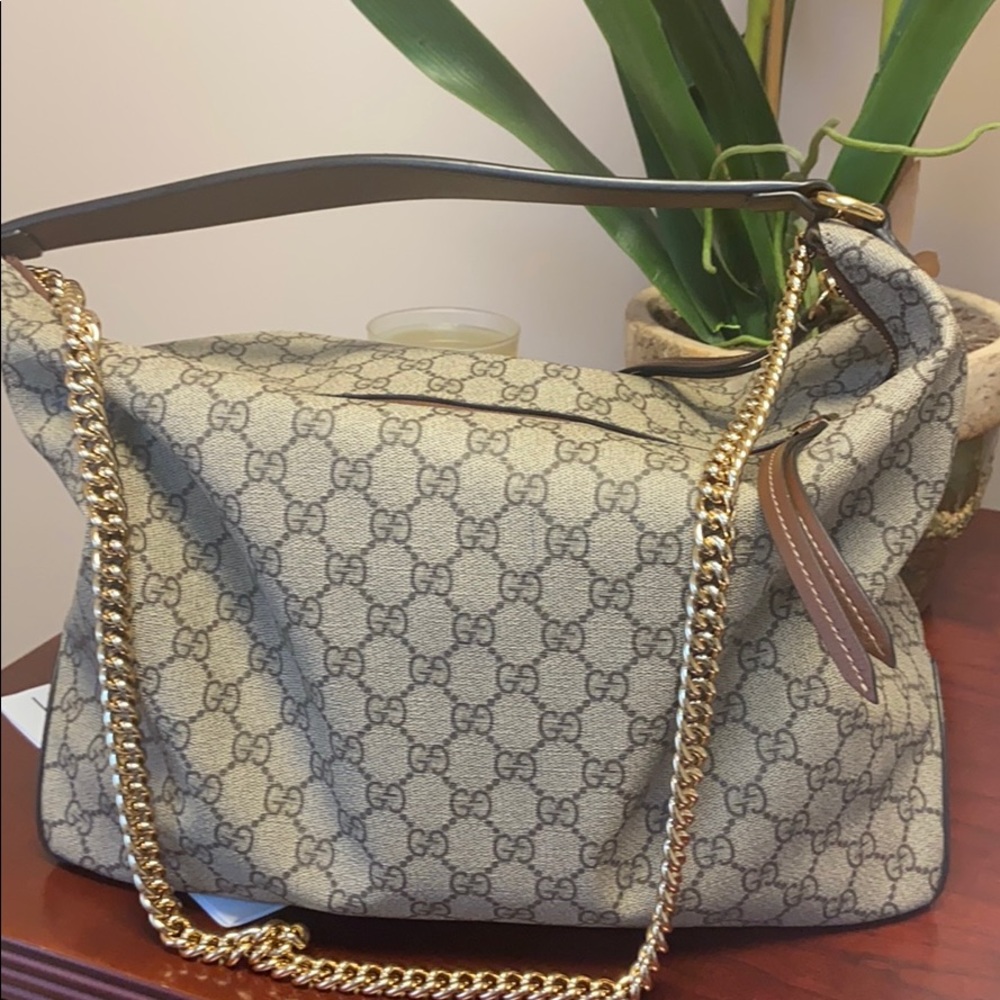 Authentic Gucci GG Supreme Large Bag